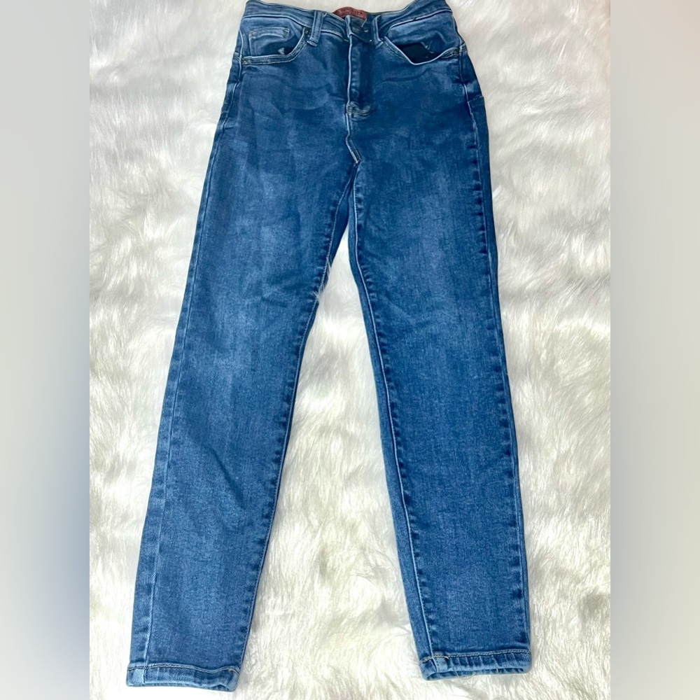 Skinny Medium Wash Jeans